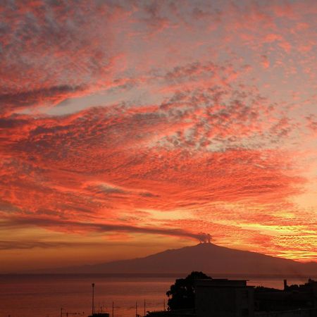 Terrazze Sul Mare Melito Di Porto Salvo Hotel Bagian luar foto