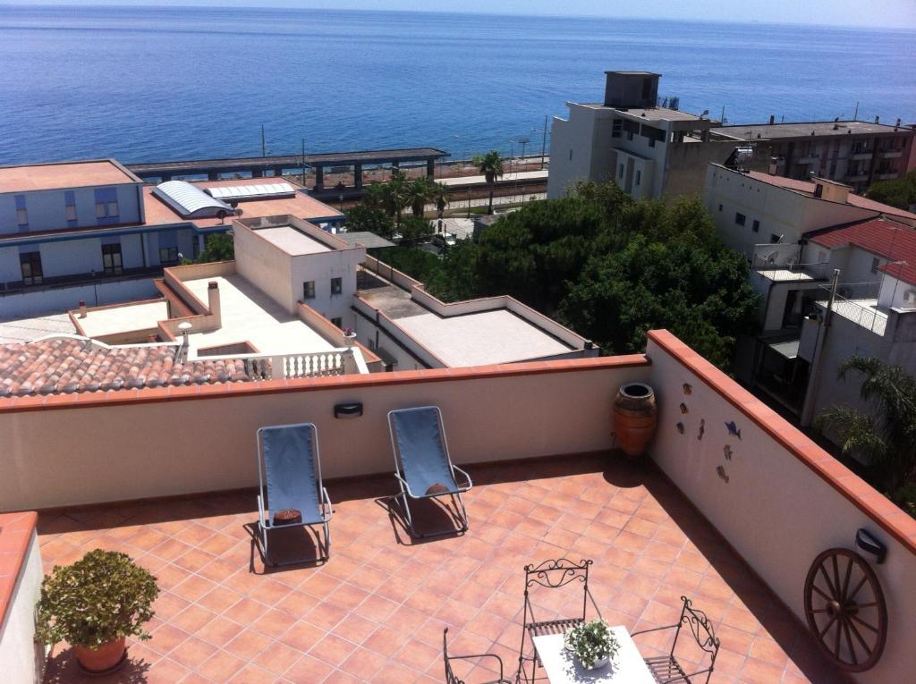 Terrazze Sul Mare Melito Di Porto Salvo Hotel Bagian luar foto